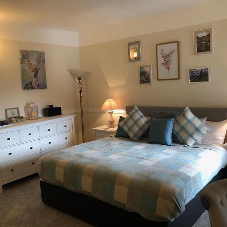 Glenmoriston Arms Hotel 인버모리스톤 외부 사진