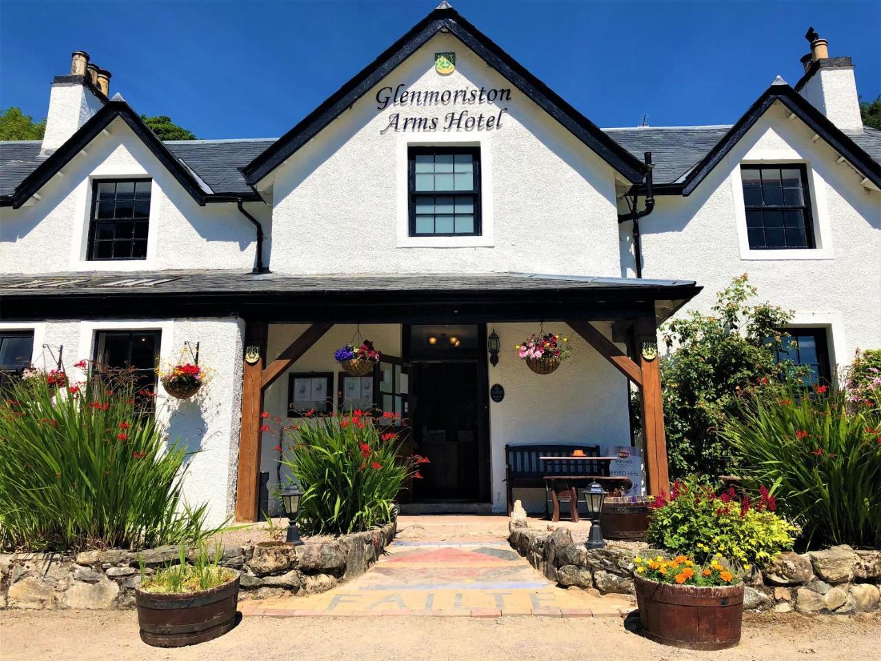 Glenmoriston Arms Hotel 인버모리스톤 외부 사진